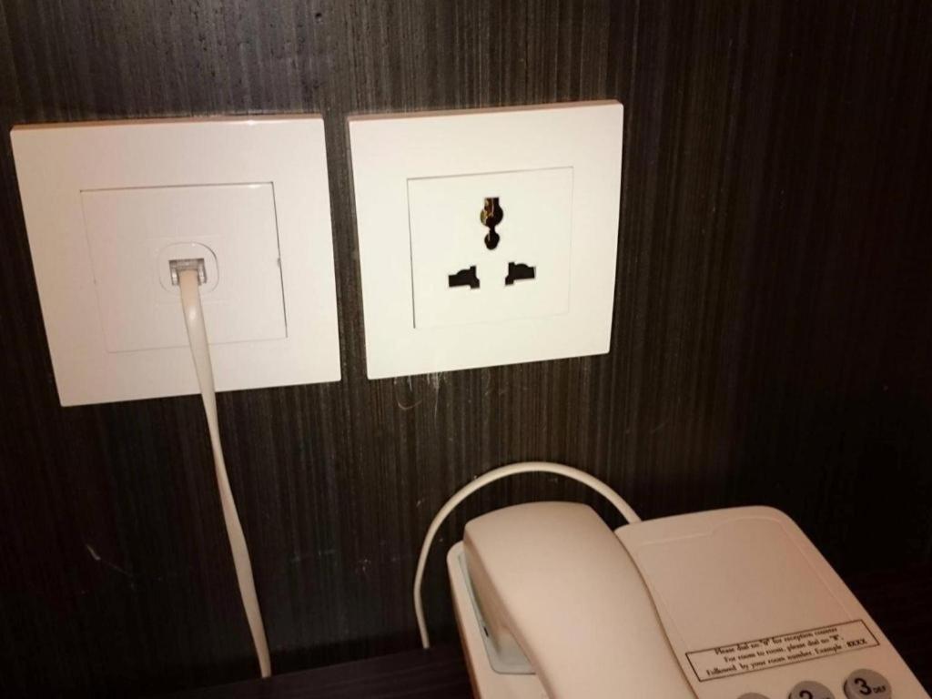 埃米嫩特酒店 亞庇 外观 照片